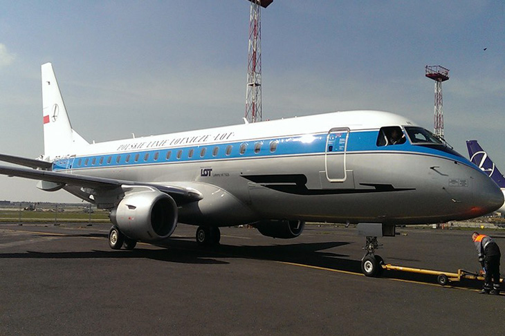 Inspiracją szaty graficznej był wzór obowiązujący na kadłubach w latach 1945–1973