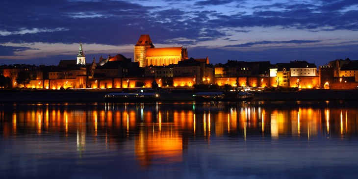 Toruń nocą