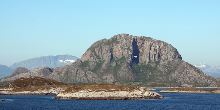 Torghatten