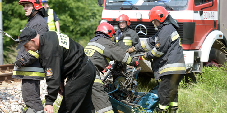 Łódź: tragedia na przejeździe kolejowym