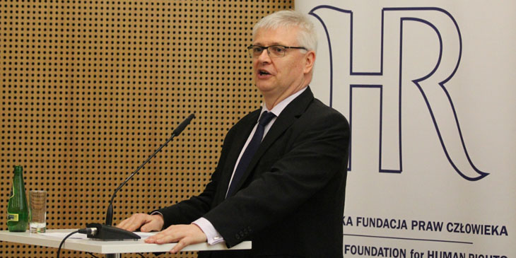 Dyskryminacja uczestników postępowań w sądach i prokuraturach