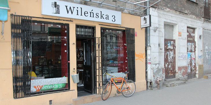 Pomnik "Czterech śpiących" na Wileńskiej 3