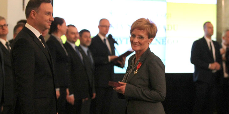 Barbara Mrozowska-Nieradko, sekretarz Miasta Łodzi, została odznaczona Krzyżem Kawalerskim Orderu Odrodzenia Polski.