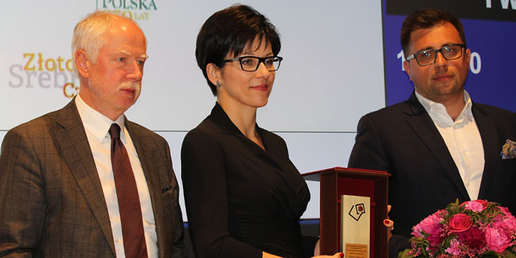 Od lewej: Jacek Socha - przewodniczący kapituły nagrody im. Lesława A. Pagi, prof. Małgorzata Zaleska - prezes Giełdy Papierów Wartościowych w Warszawie, Filip Grzegorczyk - podsekretarz stanu w ministerstwie skarbu państwa.