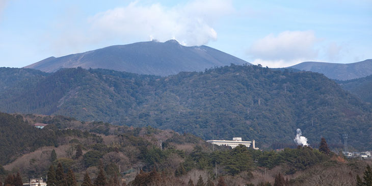 Wulkan Shinmoedake, foto: Wdeon / Shutterstock
