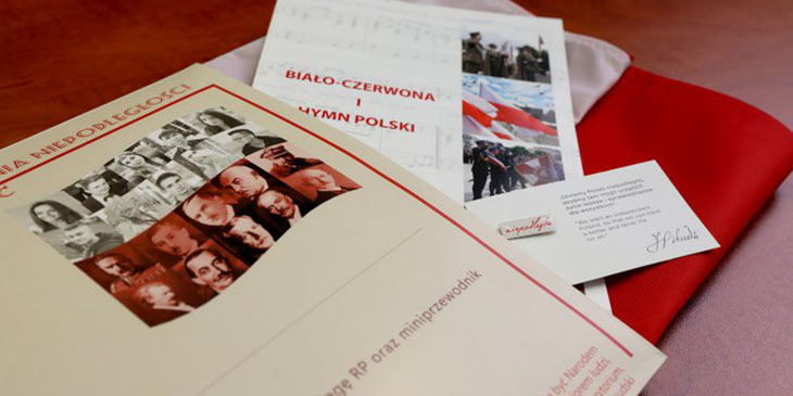 Pakiet jubileuszowy do pierwszego paszportu