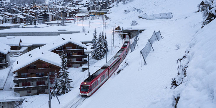 Wznowiono ruch pociągów z Zermatt