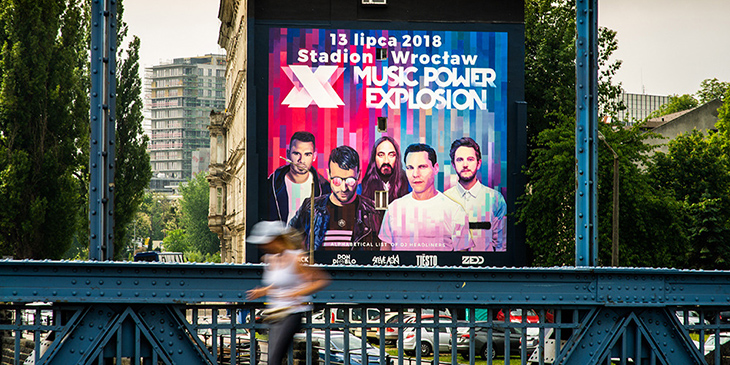 Mural Music Power Explosion w centrum Wrocławia
