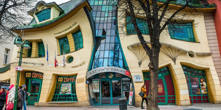 Krzywy domek