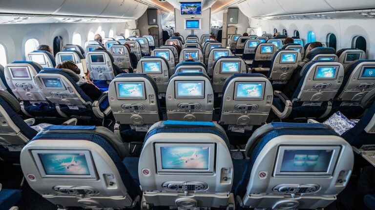 Dreamliner LOT