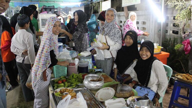 Pattaya w stylu halal