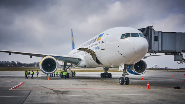 Ukraine International Airlines (UIA)