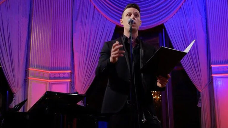 Świąteczny koncert w Zamku Albrechtsberg – The Dark Tenor