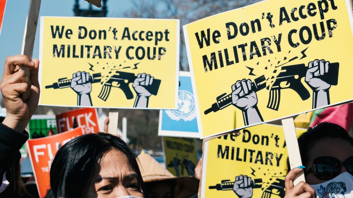 USA: Protest przeciwko zamachowi wojskowemu w Birmie