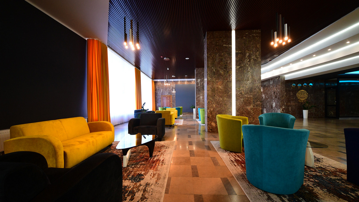 Hotel Gromada w Pile 