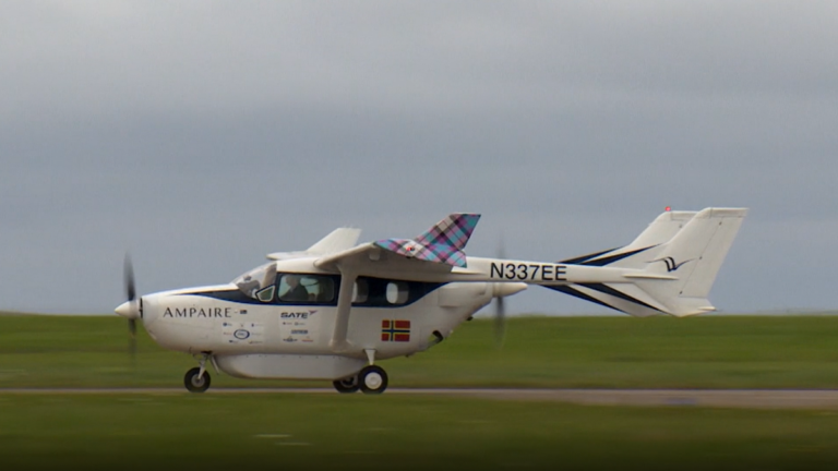 Pierwszy hybrydowy samolot elektryczny w Szkocji