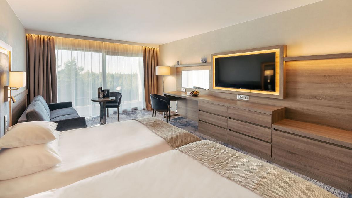 Hotel Senator