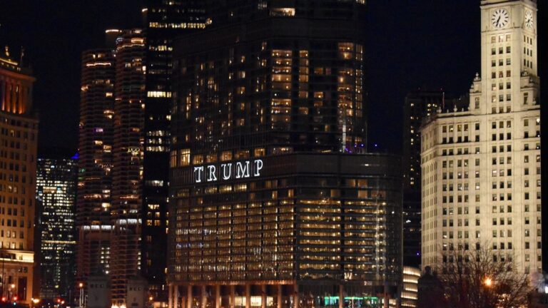 Trump International Hotel & Tower, Chicago, USA