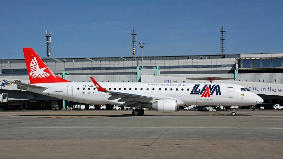 Samolot linii Mozambique Airlines