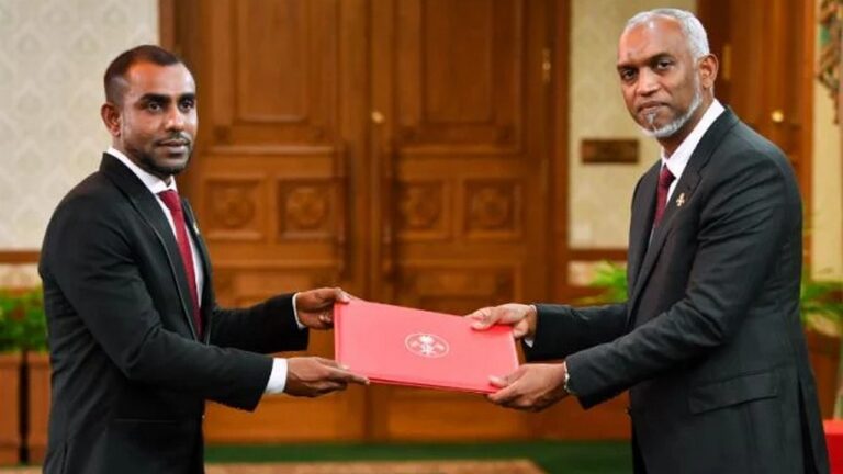 Prezydent Malediwów Mohamed Muizzu mianował Ibrahima Faisala na stanowisko ministra turystyki. 