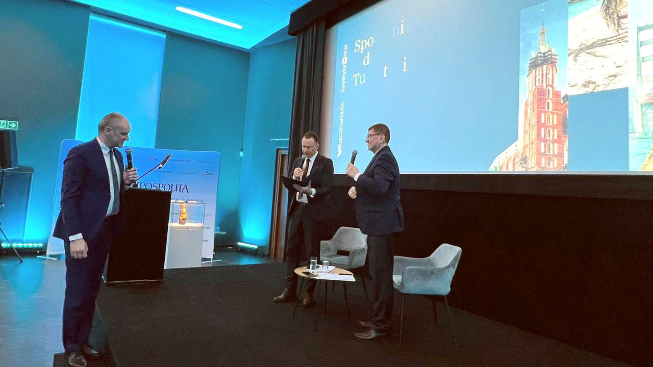 Manifest Krakowski wręczony Piotrowi Borysowi