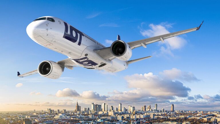 LOT podpisał kontrakt z firmą Airbus