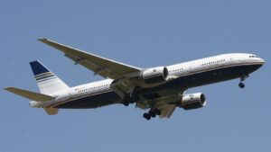 Boeing 777-200 w barwach Privilege Style