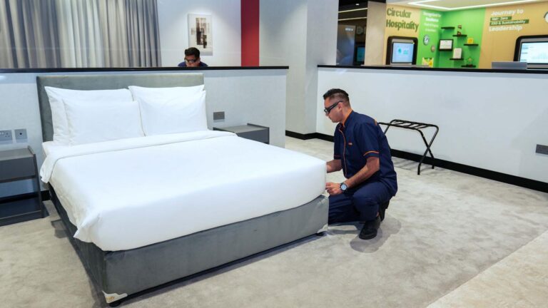 Akademia szkoleniowa Farnek