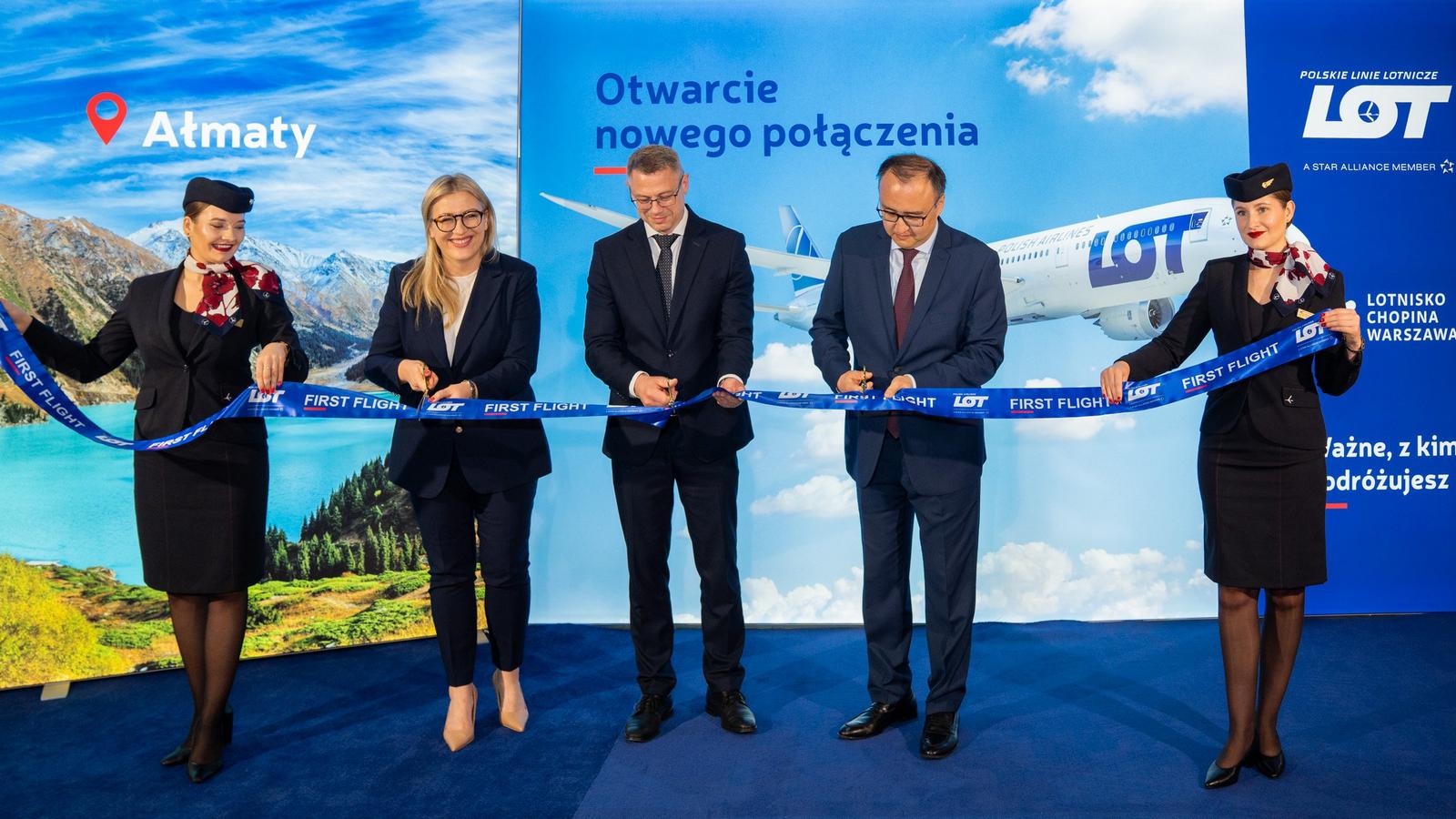 LOT uruchomił bezpośrednie loty do Ałmaty