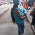 Kryzys paliwowy na Sri Lance: mieszkańcy w poszukiwaniu możliwości zatankowania swoich pojazdów.