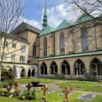 Katedra od strony atrium, © MF